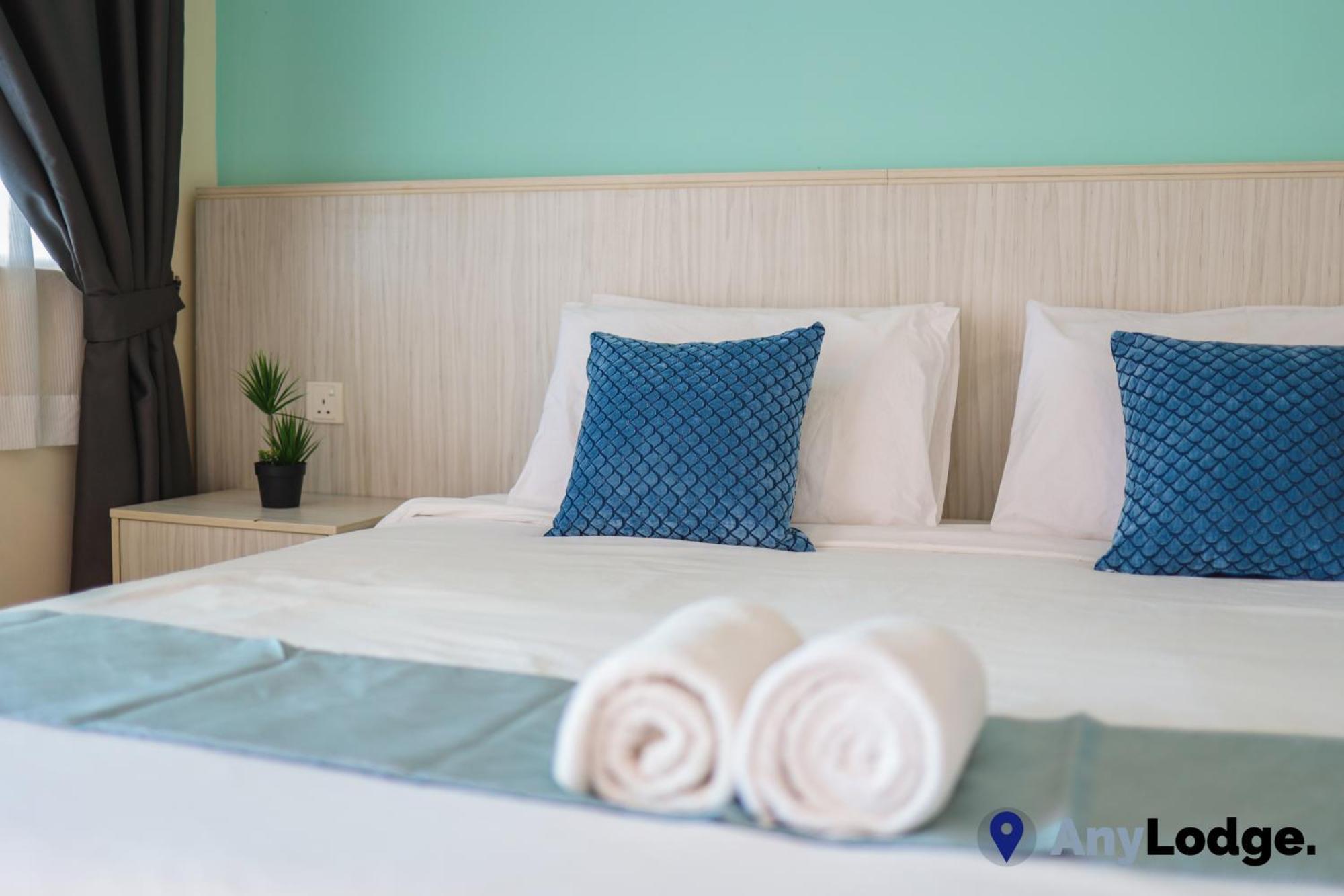 Anylodge Waterfront Marina Island Pangkor Лумут Экстерьер фото