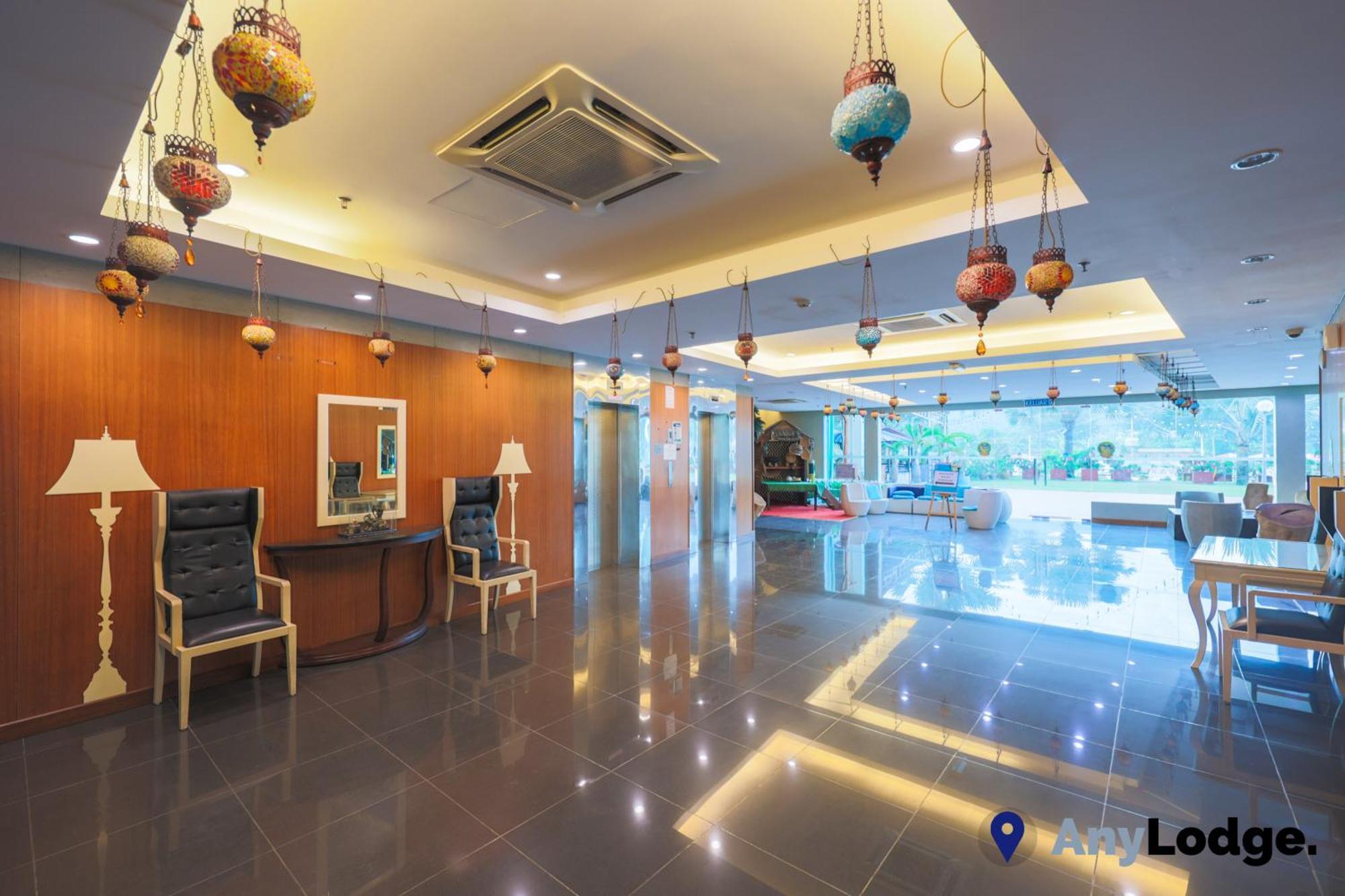 Anylodge Waterfront Marina Island Pangkor Лумут Экстерьер фото