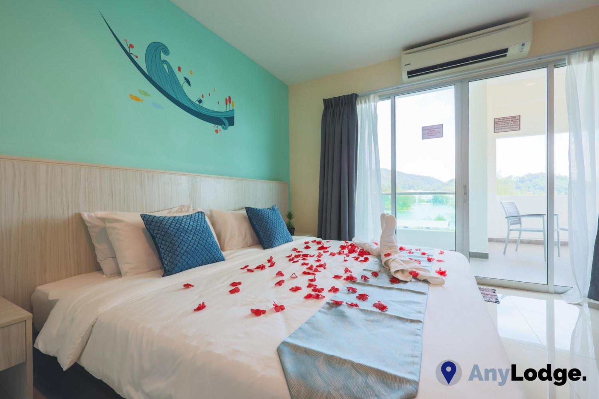 Anylodge Waterfront Marina Island Pangkor Лумут Экстерьер фото