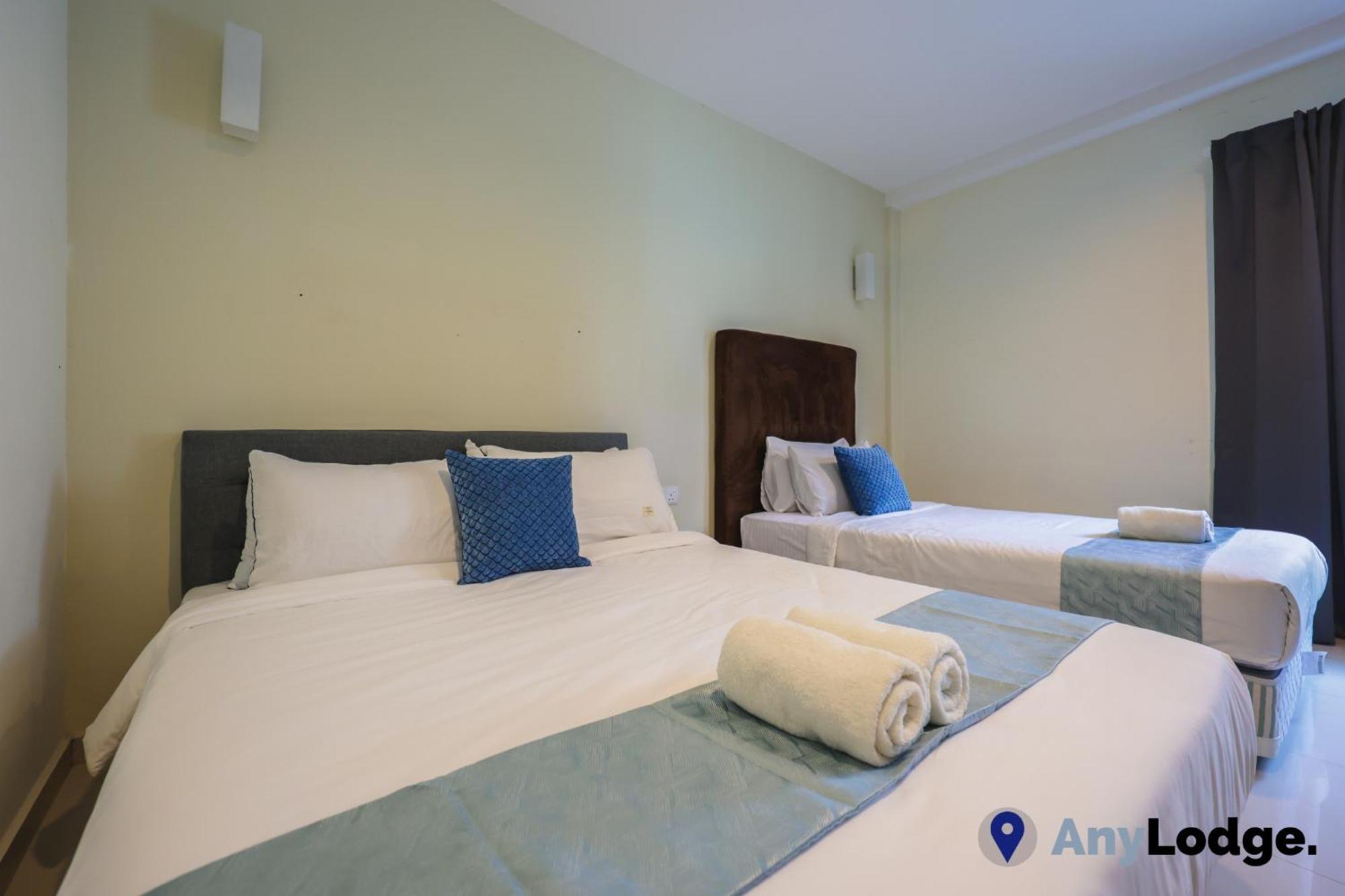 Anylodge Waterfront Marina Island Pangkor Лумут Номер фото